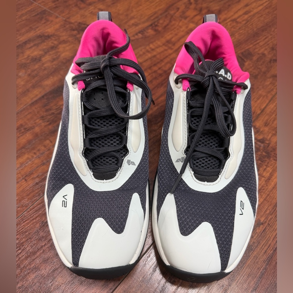 R.A.D Shoes (M 7.5/W 9)